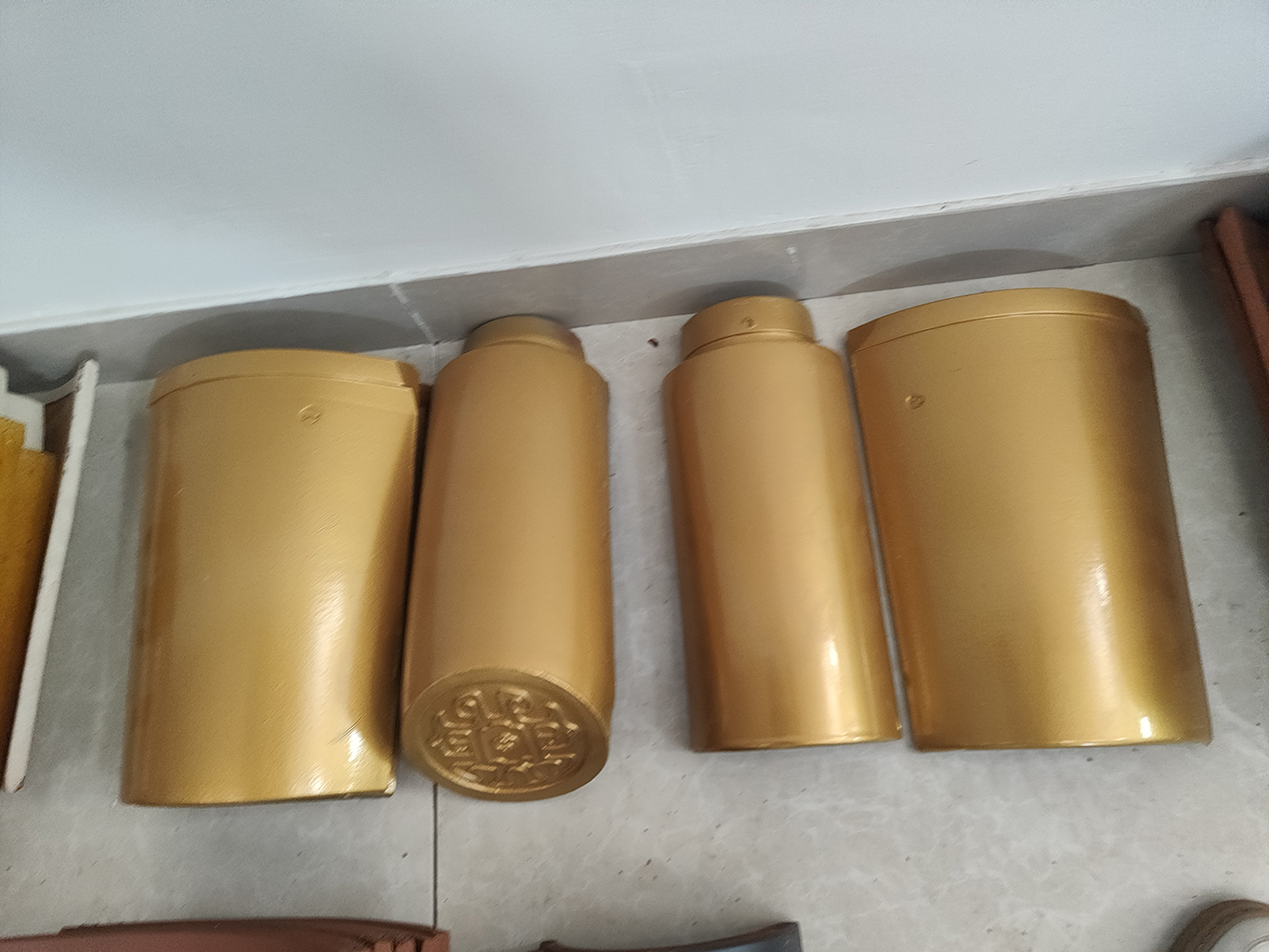 寺庙筒瓦